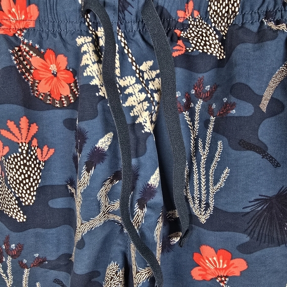 NWOT The North Face Class V Pull On Shorts Blue Coral Reef Womens Size Medium - Picture 3 of 10